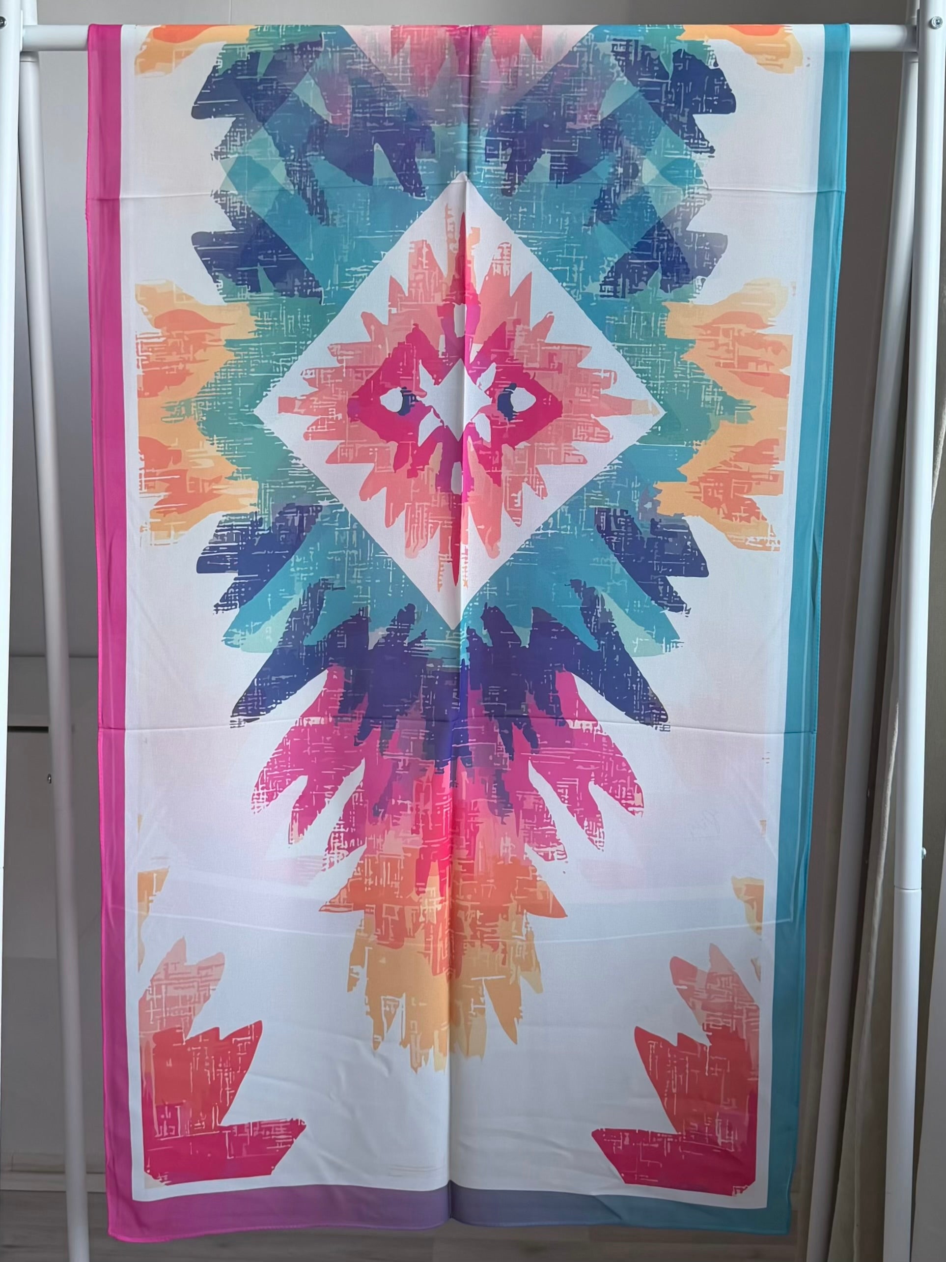 Printed Chiffon Hijab ( Coloured White )